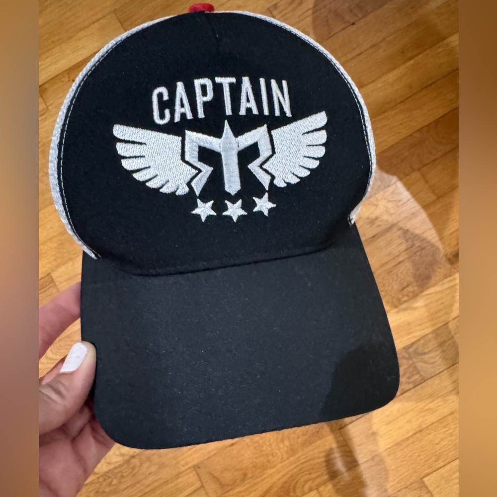 RAGNAR Boco gear Black and White Captain Hat